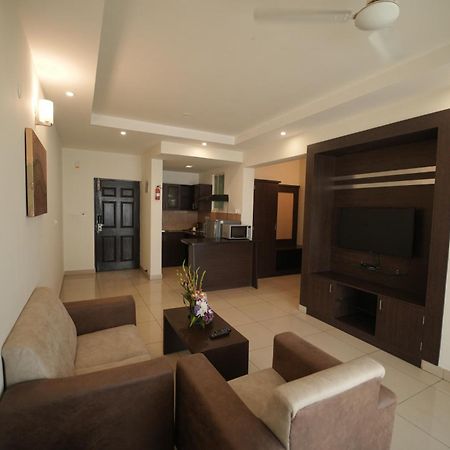 Hotel Nagarjuna Suites Bangalore Exterior foto