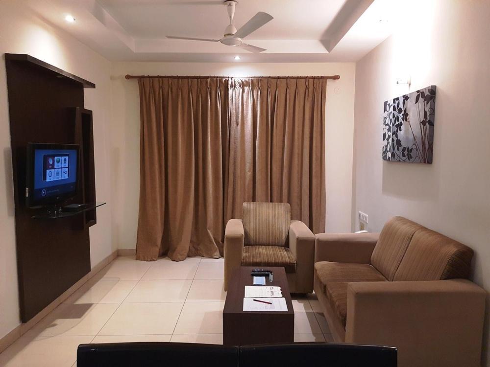 Hotel Nagarjuna Suites Bangalore Exterior foto