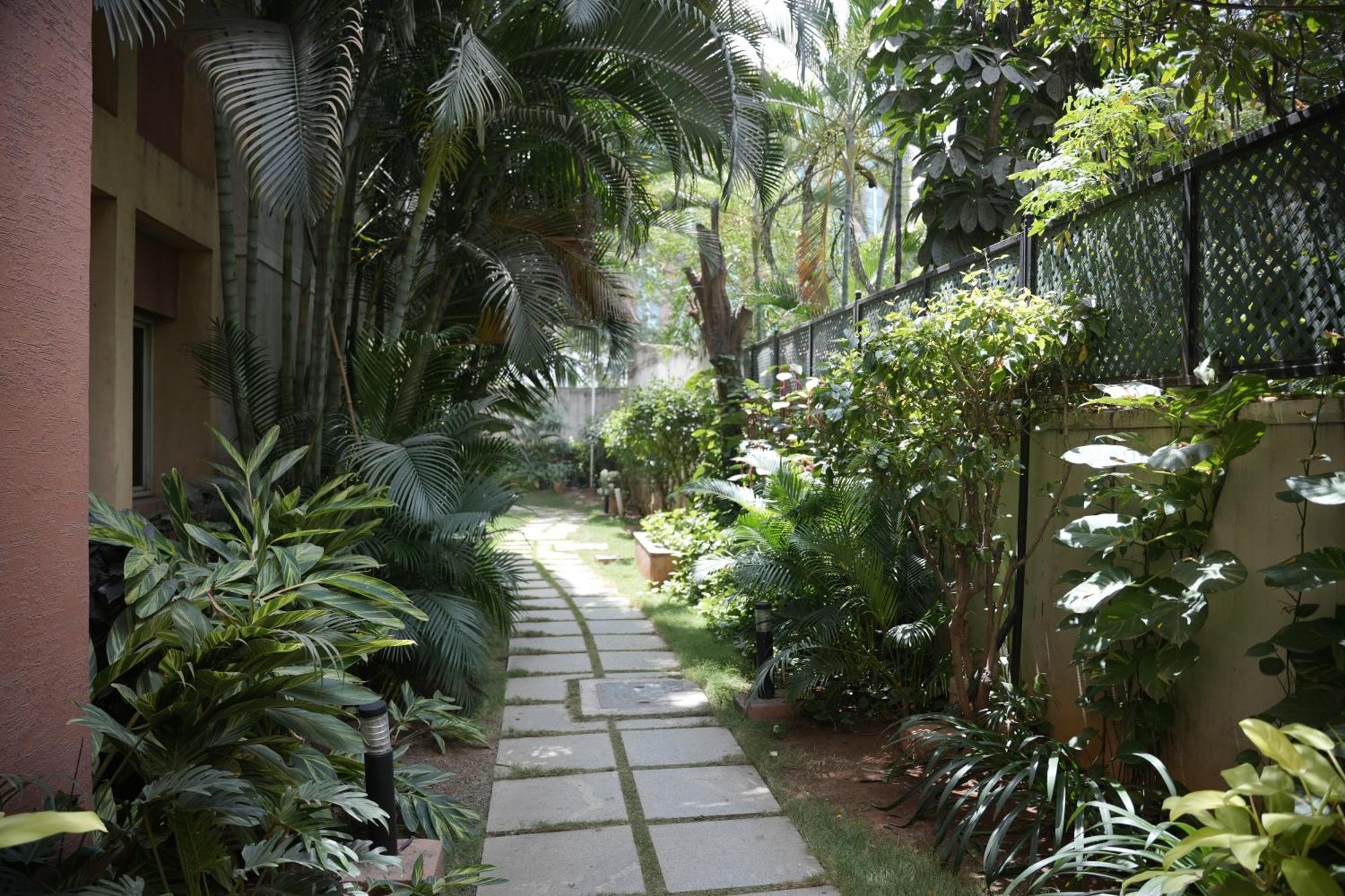 Hotel Nagarjuna Suites Bangalore Exterior foto