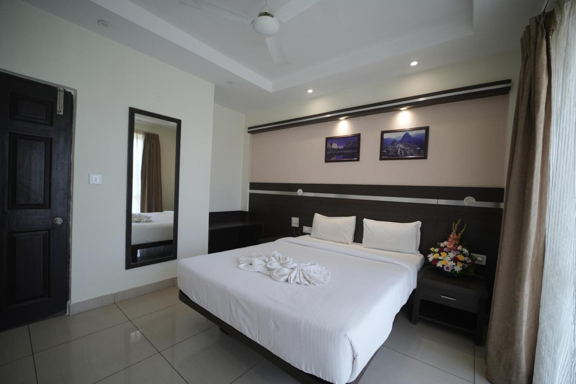 Hotel Nagarjuna Suites Bangalore Exterior foto
