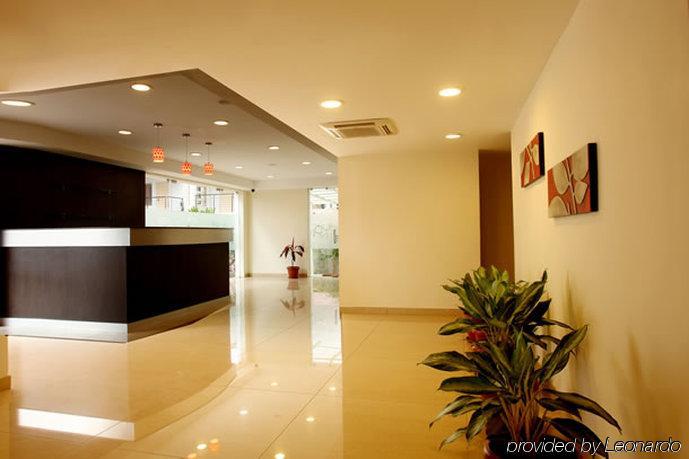 Hotel Nagarjuna Suites Bangalore Interior foto